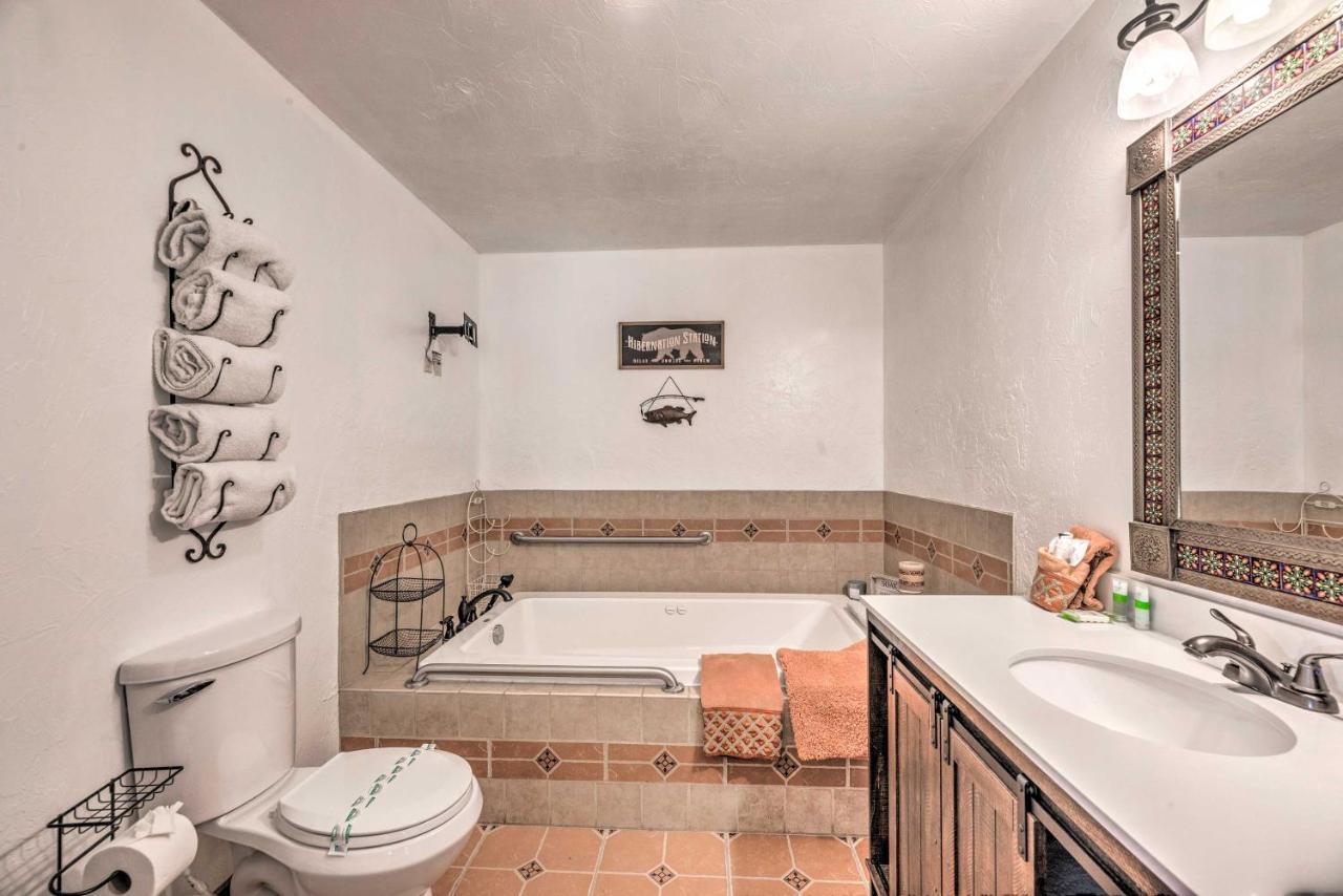 Tranquil Cabin With Stream And Deck Near Dtwn Ruidoso! Eksteriør bilde